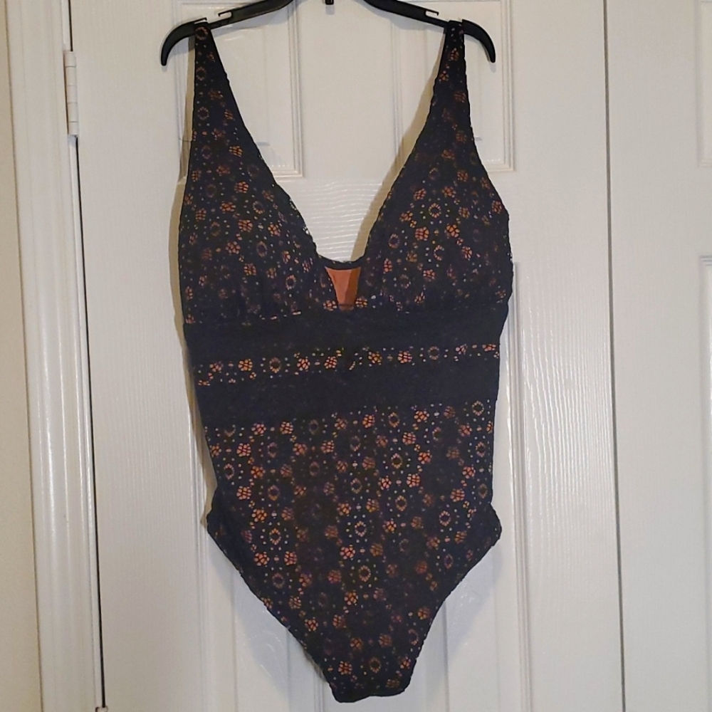 Black lacey swimsuit